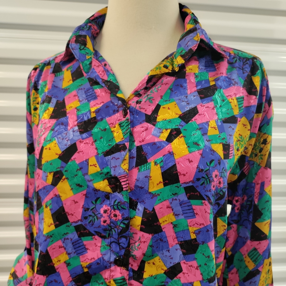 All Hours | VTG Geometric Print Button Down Long Sleeve Shirt Women's Medium